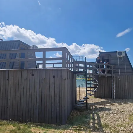 Campsite Rodinny S Vyhledem Na Jezero Milada Usti nad Labem